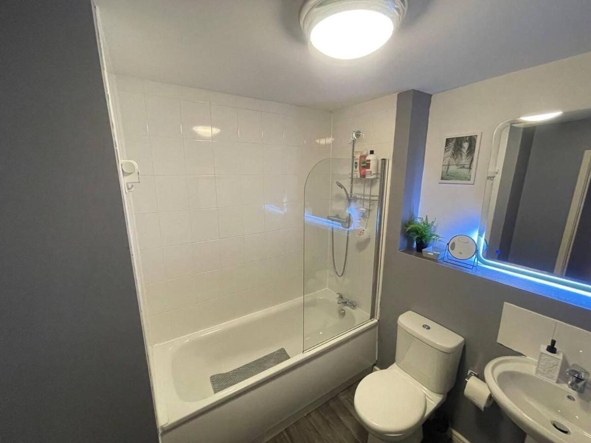 מנצ'סטר Cityfront Cosy Apt Near City Centre & Etihad Stadium, Free Parking מראה חיצוני תמונה